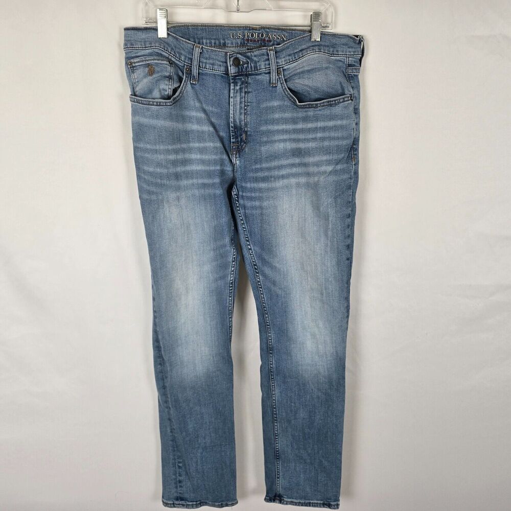U.S. Polo Assn. Jeans Men's 36 x 31 (tag 32) Blue Medium Wash Activate Stretch